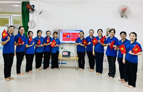 Chi đoàn Trường Mầm non Rạng Đông 11 tổ chức sinh hoạt chi đoàn tháng 4 vào ngày 23/4/2025 nhân kỷ niệm 50 năm Ngày Giải phóng miền Nam, thống nhất đất nước (30/4/1975 - 30/4/2025).