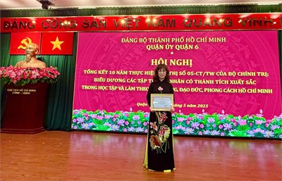 ☘️Đồng chí Nguyễn Việt Hà - Bí thư chi bộ, hiệu trưởng được biểu dương cá nhân có thành tích xuất sắc trong học tập và làm theo tư tưởng, đạo đức, phong cách Hồ Chí Minh Giai đoạn 2016-2025 do Quận ủy tổ chức.
