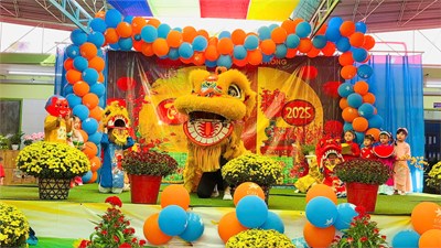 Chương trình văn nghệ “bé vui hội xuân ất tỵ 2025” của  trường mầm non sen hồng