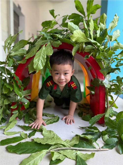 Trò chơi vận động liên hoàn tổ nhà trẻ - chào mừng 50 năm ngày giải phóng miền nam thống nhất đất nước 30/4