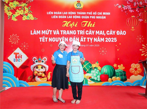 Hội thi làm mứt và trang trí cây mai, cây đào mừng tết nguyên đán Ất Tỵ 2025