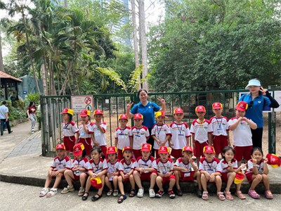 Các bé mẫu giáo tham quan Thảo Cầm Viên
