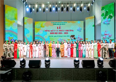 Lễ Tổng kết và phát thưởng năm học 2024-2025