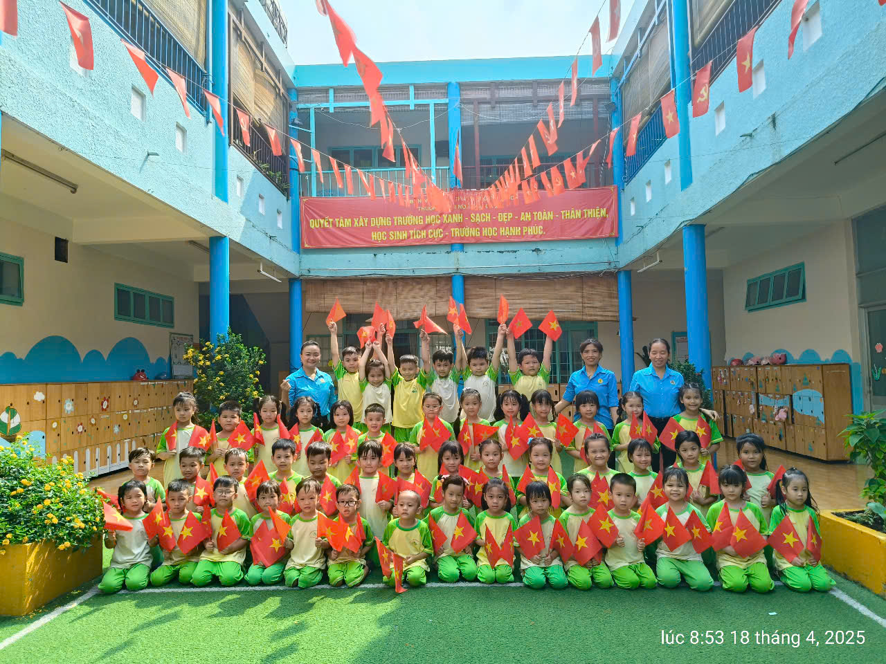 Trường Mầm non Sơn Ca 2 tham gia thể dục đồng diễn Chào mừng Kỷ niệm 50 năm Ngày giải phóng hoàn toàn Miền Nam, thống nhất đất nước (30/4/1975-30/4/2025)