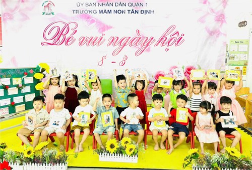 Trường Mầm non Tân Định tô chức các hoạt động nhân kỷ niệm 115 năm Ngày Quốc tế Phụ nữ (8/3/1910 - 8/3/2025)