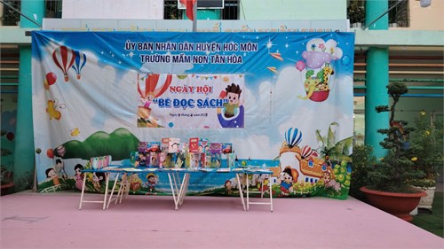 Trường Mầm non Tân Hòa tổ chức Ngày hội  Bé đọc sách  năm học 2024-2025.