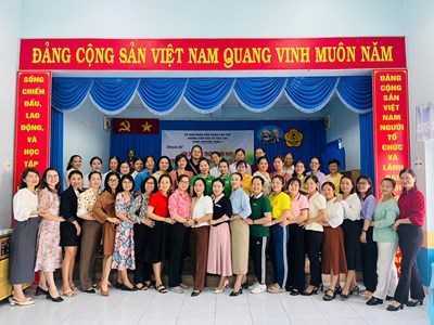 Trường MN Thiên Lý tổ chức chuyên đề “Vận dụng môi trường thiên nhiên trong tổ chức phát triển thể chất cho trẻ mầm non”