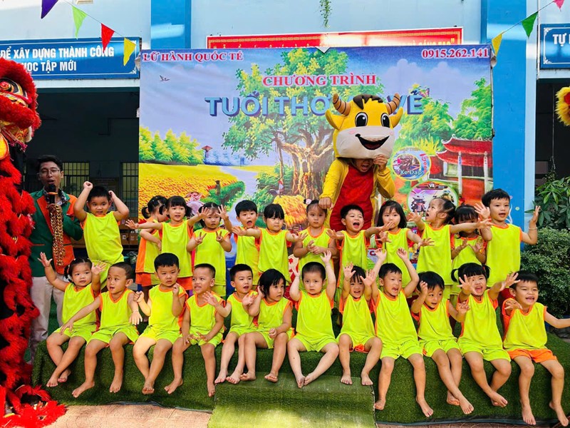 Trường Mầm non Thiên Lý tổ chức các hoạt động trải nghiệm kỹ năng sống cho trẻ năm học 2024-2025