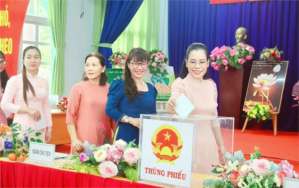 Đại hội Chi bộ nhiệm kỳ 2025-2027