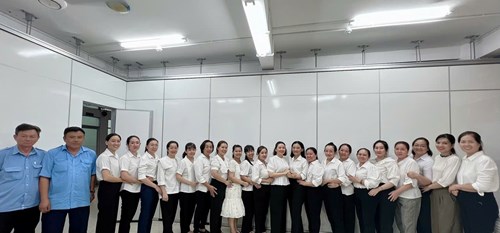 Họp sơ kết học kỳ I năm học 2024-2025.