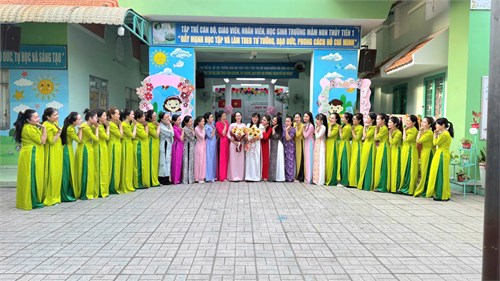 CĐCS Trường MN Thủy Tiên 1 đã tổ chức họp mặt Kỷ niệm 115 năm ngày Quốc tế phụ nữ Việt Nam (08/3/1910 - 08/3/2025) và 1985 năm cuộc khởi nghĩa Hai Bà Trưng.