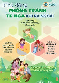 Chủ động phòng tránh té ngã khi ra ngoài
