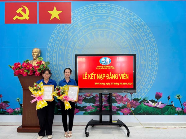 Lễ kết nạp đảng viên