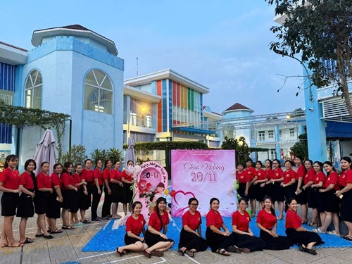 Chào mừng ngày Nhà giáo Việt Nam (20/11/1982 - 20/11/2024)