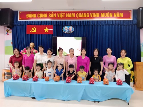 Trường Mầm non Trạng Nguyên tổ chức “Ngày hội thu heo đất” năm học 2024-2025.