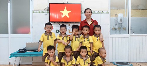 Ngày hội đồng diễn và trò chơi vận động ( nhóm lớp 25 - 36 tháng )