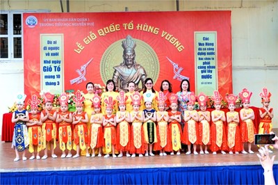 Trường Mầm non Tuổi Thơ tham dự Lễ Giỗ tổ Hùng Vương tại trường Tiểu học Nguyễn Huệ