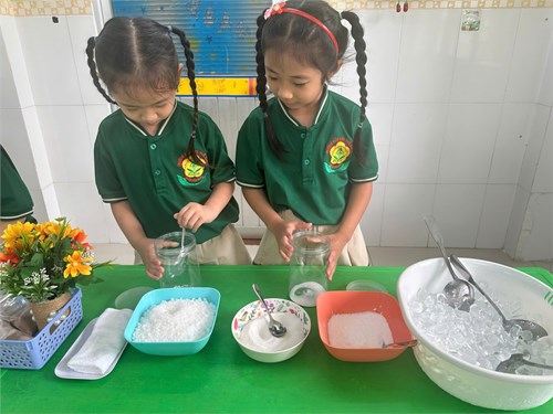 SỰ ĐÔNG ĐẶC CỦA NƯỚC (Lá 1)
