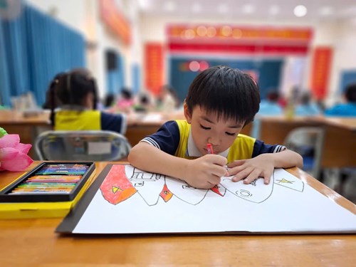 Hội thi vẽ tranh kỷ niệm 50 năm ngày giải phóng miền nam (30/4/1975 – 30/4/2025)