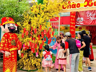 Chào xuân ất tỵ 2025 - tưng bừng niềm vui năm mới tại trường mầm non vàng anh quận 5