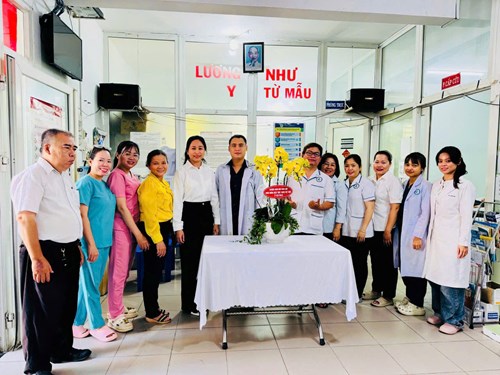 Trường mầm non vàng anh – quận 8 chúc mừng trạm y tế phường hưng phú nhân dịp kỷ niệm 70 năm ngày thầy thuốc việt nam (27/02/1955 - 27/02/2025)