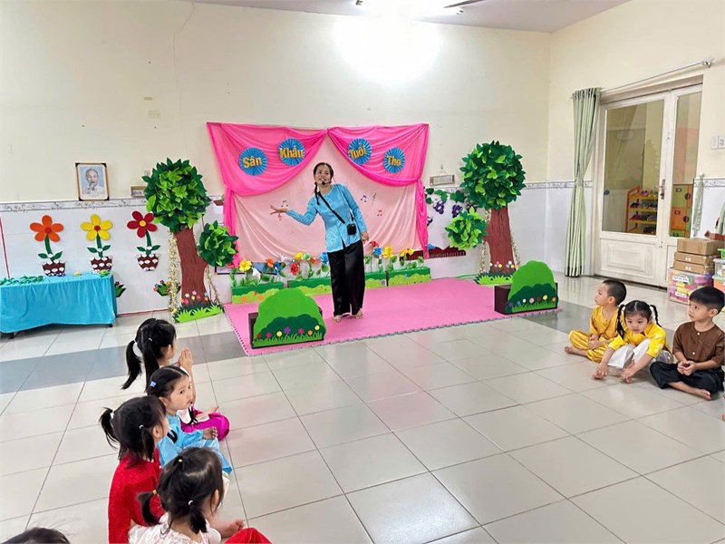 Giáo viên mầm non Vườn Hồng tham gia thi giáo viên dạy giỏi TP Thủ Đức