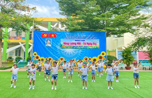 Ngày hội Năng lượng mới - Cả ngày vui năm học 2024 - 2025.