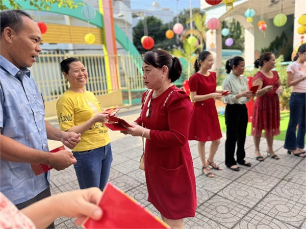tet3_182202414.jpg